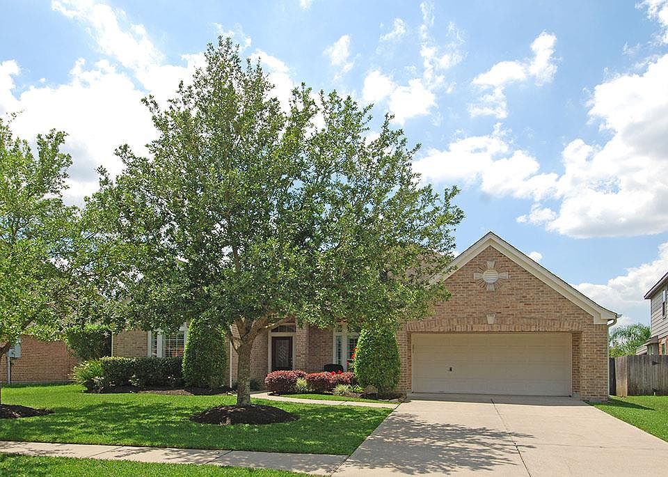 1st image of 529 Ivory Stone Ln