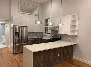 2626 14th St #2, Astoria, NY 11102
