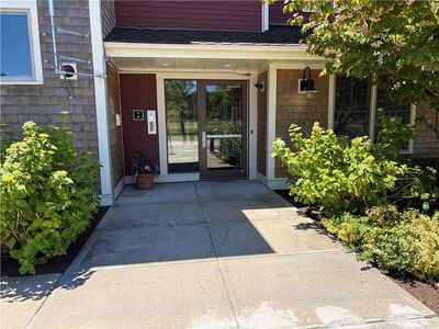 190 Clarke Rd APT 102, Narragansett, RI, 02882