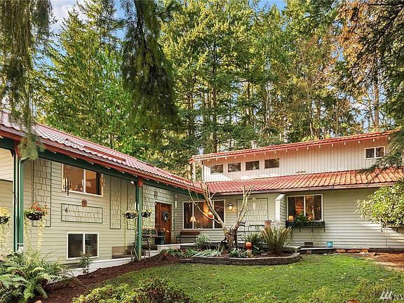 2nd image of 1303 216th Ave NE