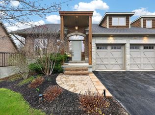 1 Reddington Dr #5, Caledon, ON L7E4C4