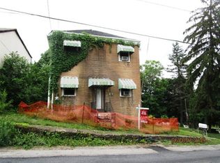 7410 Noblestown Rd, Oakdale, PA 15071