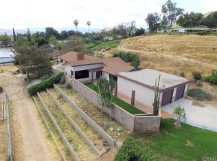 11152 Palm Terrace Ln, Riverside, CA 92505