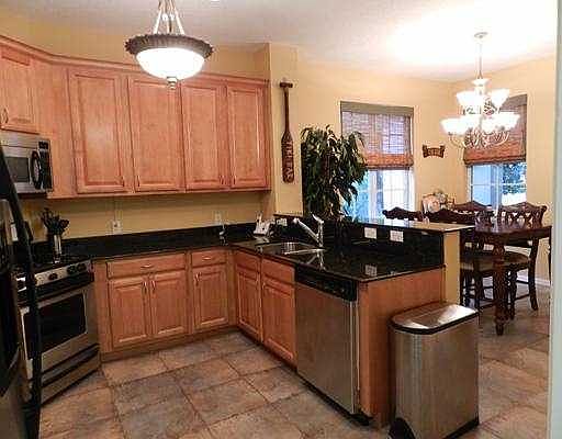 4th image of 146 Evergrene Parkway #8B