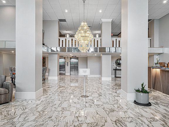 4th image of 3450 S Ocean Blvd #2010