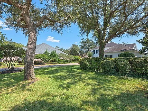 2nd image of 4406 Windlake Dr