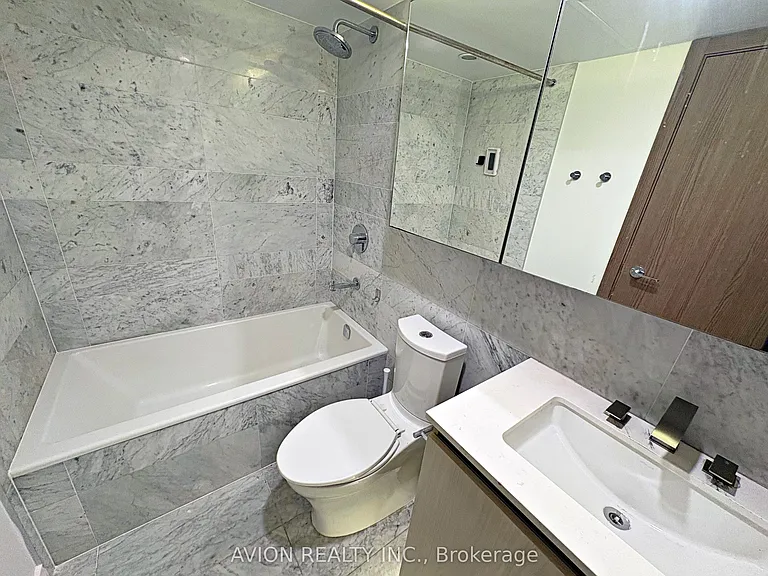 19 Bathurst St #1609 — Photo 11