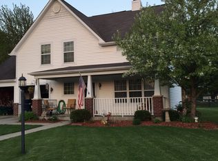 17864 Village Center Dr, Noblesville, IN 46062