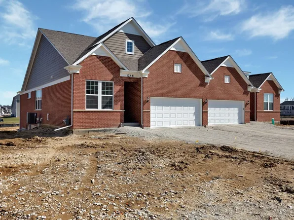 12421 Portrush Ln, Lemont, IL 60439