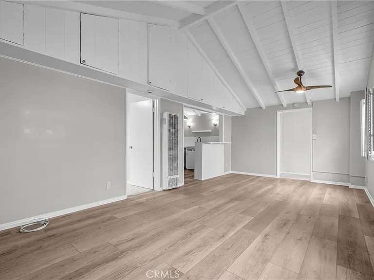 320 Sapphire Ave — Photo 13