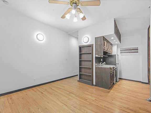 4th image of 346 E 13th St APT 8