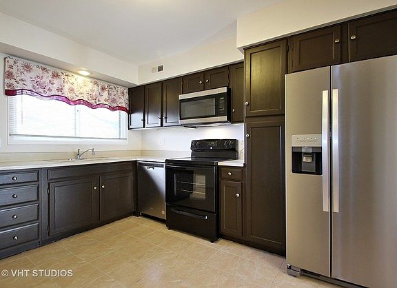 4th image of 4198 Cove Ln #2E