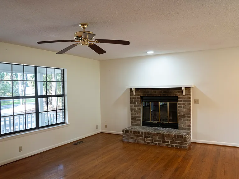 2504 Hermitage Rd — Photo 8