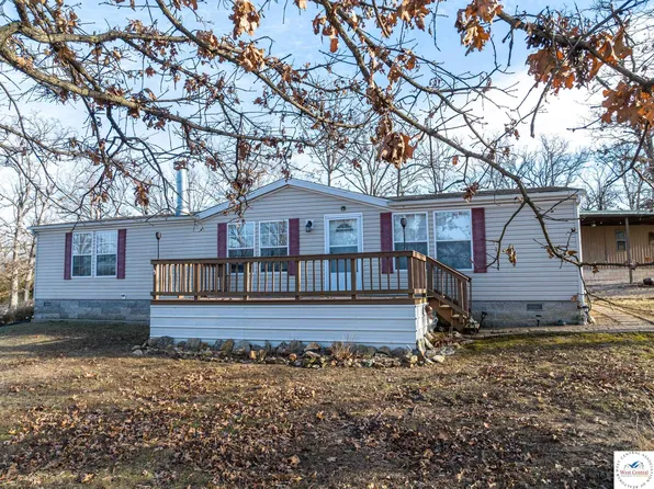 30704 Bonsai Dr, Warsaw, MO 65355