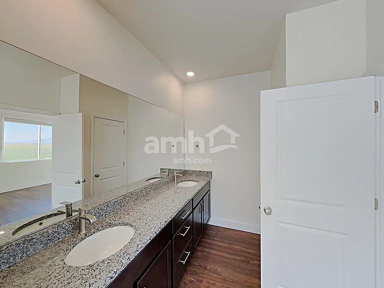 2701 W 3400 S — Photo 10