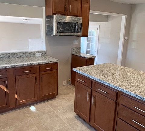 3rd image of 6627 Villa Vista Dr