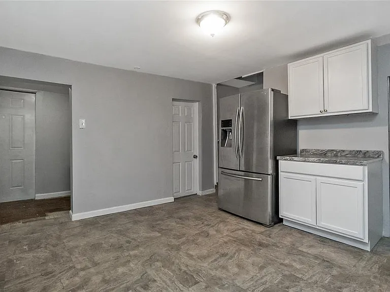 423 N Bellevue St — Photo 9