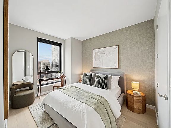 4th image of 567 Fulton St #19E