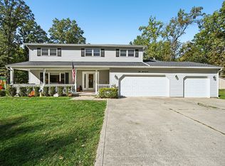 25 Roga Rd SW, Etna, OH 43068