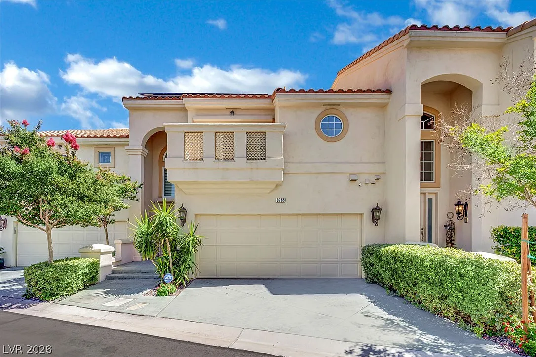 3 bed, 3.5 bath, 2669 sqft, $3,450 — Photo 3