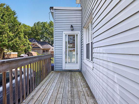2nd image of 375 Horrell Ave