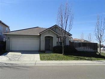 2nd image of 3425 Loggerhead Way