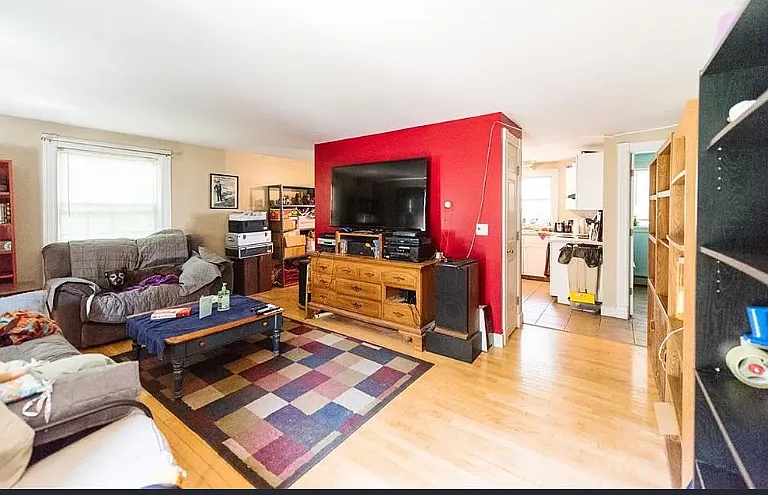 117 Longfellow St #2 — Photo 3