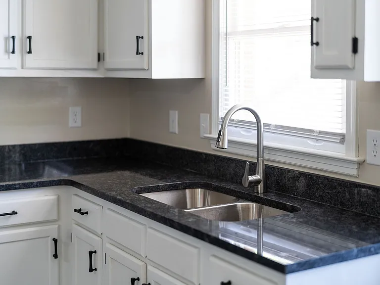 450 Cedar Ave #6 — Photo 19