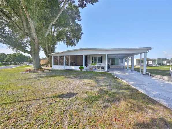3619 Castle Dr, Zephyrhills, FL 33540