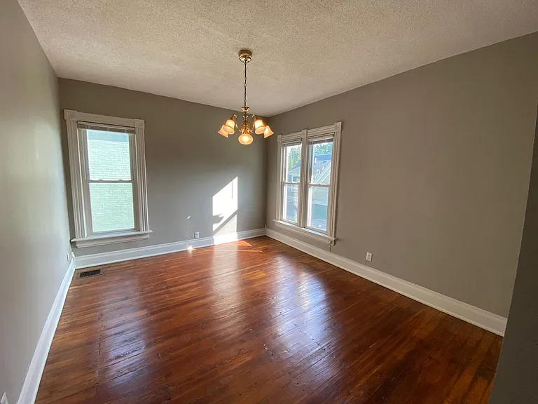 Neil Ave 686-688 MLR — Photo 9