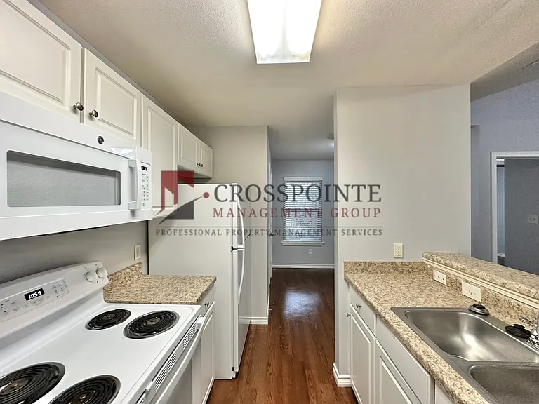 8916 County Road 273 — Photo 10