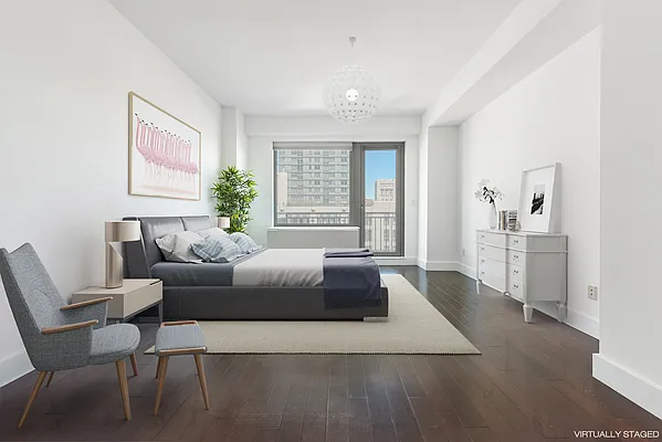 Sold by Modern Spaces | media 3