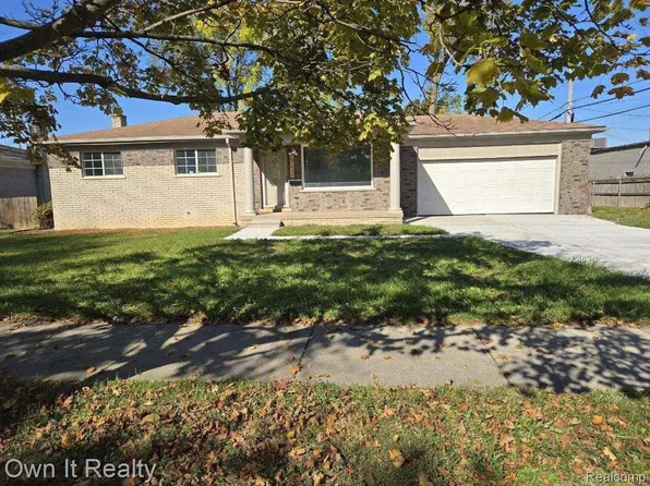 29434 Chester St, Garden City, MI 48135