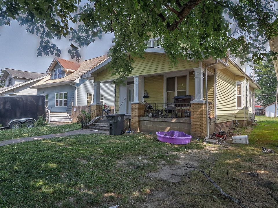 2nd image of 604 E Chandler Ave