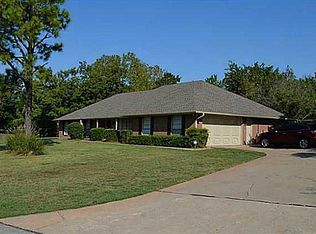 5735 Northwood Dr, Edmond, OK 73034