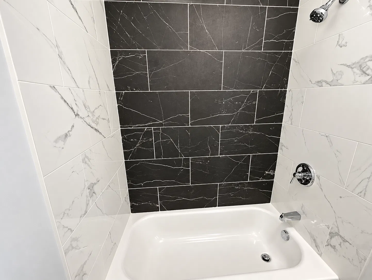 3 bed, 1200 sqft, $2,045 — Photo 4