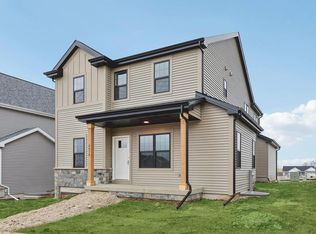 6674 Redpoll Road, Middleton, WI 53562