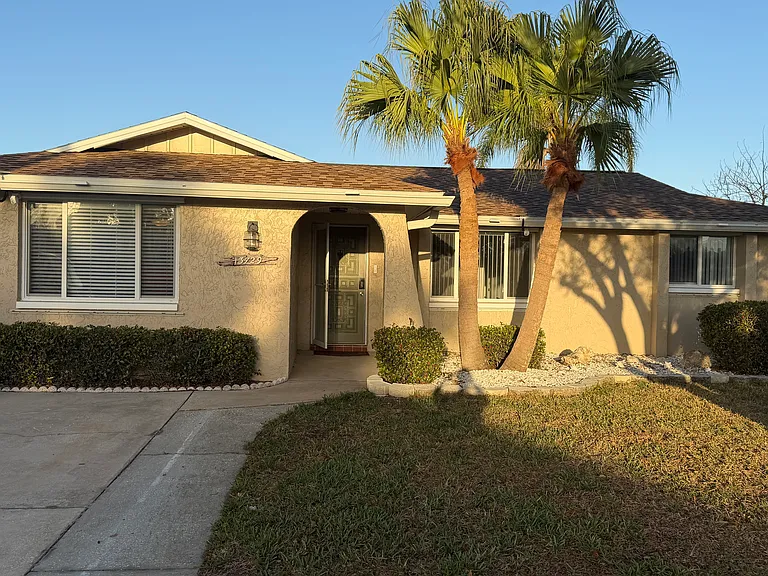 13729 Cox Ave — Photo 8