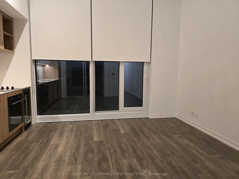 2020 Bathurst St #1006 — Photo 9