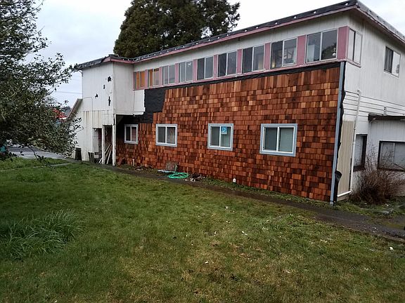 2nd image of 303 N 1st St #4