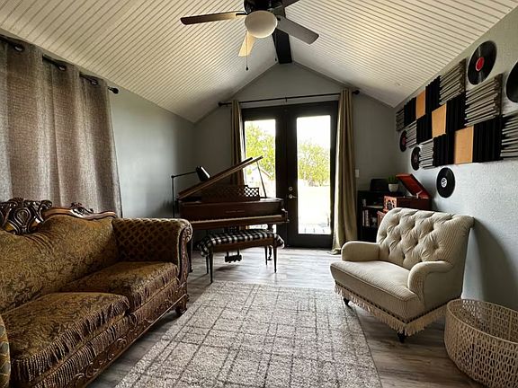 4th image of 1052 Private Road 36