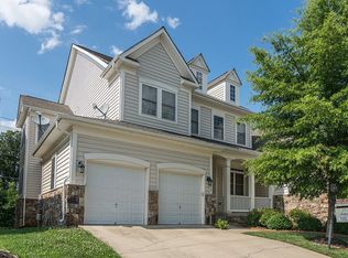 13016 Red Admiral Pl, Fairfax, VA 22033