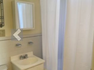 102 Queensberry St APT 15, Boston, MA 02215