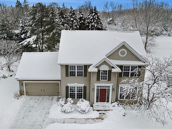 4th image of 10508 Country Club Dr