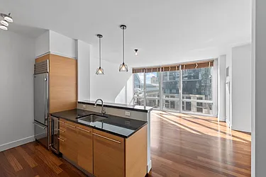 Sold by Manhattan Spaces