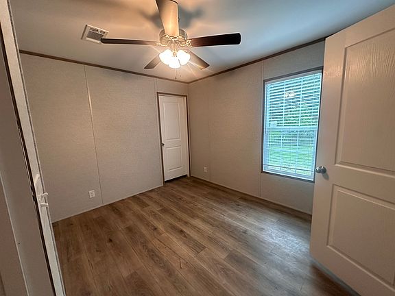 3rd image of 16055 Ressie Dr W