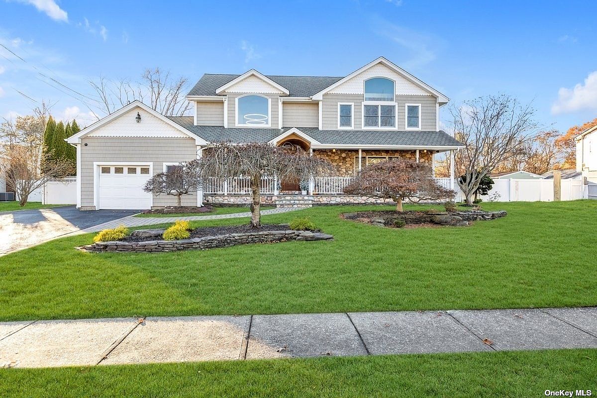 57 Kenwood Dr, Bohemia, NY 11716 Zillow