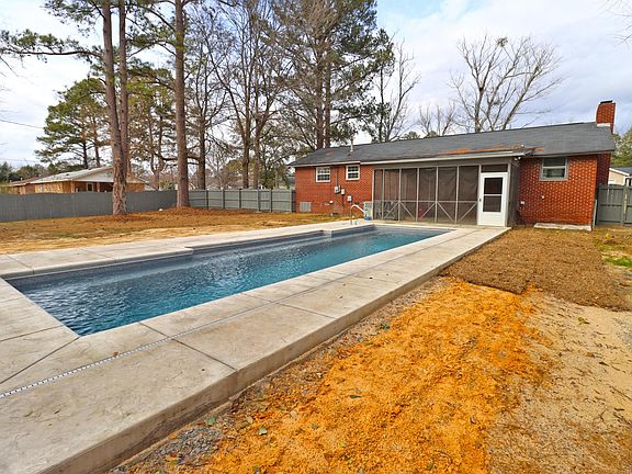 2nd image of 7700 Burdell Dr
