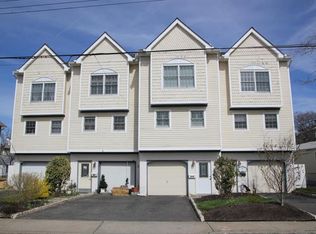 40 Center St, Highlands, NJ 07732