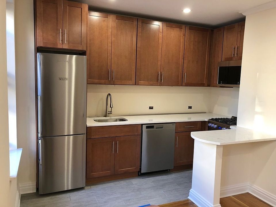 1st image of 355 W 51st St APT 55